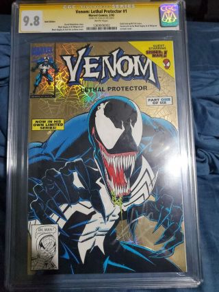 Venom Lethal Protector 1 Cgc 9.  8 Rare Gold Edition Signed By Stan Lee