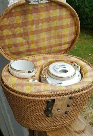 Vintage Chinese Porcelain Famille Rose Tea Pot &cup Set In A Wicker Caddy Basket