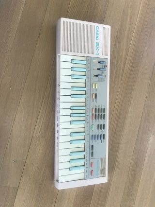 Casio SK - 1 Vintage Keyboard - Pink And Pastels 4