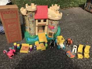 Vintage Fisher Price Little People Play Family Castle Pink Dragon 993 Complete