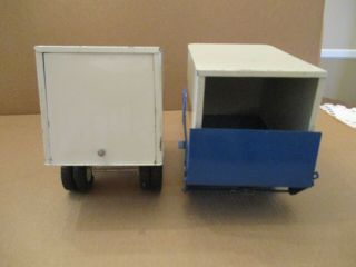 Rare ERTL loadstar van lines truck with trailer and furniture, 10