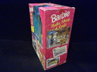 VTG 90 ' s BARBIE BAKE SHOP & CAFE TOY PLAYSET ACCESSORIES RARE & 2