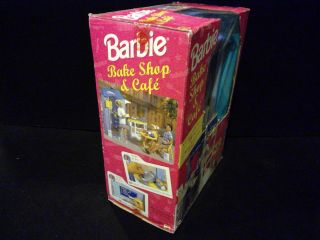 VTG 90 ' s BARBIE BAKE SHOP & CAFE TOY PLAYSET ACCESSORIES RARE & 3
