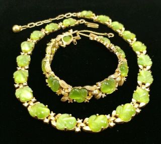 Vintage Crown Trifari Signed Green Glass Pear Fruit Link Bracelet Necklace Set