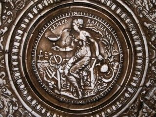 DECORATIVE LARGE WOODEN RESIN PLAQUE WITH THE ROMAN GODS PANTHEON 8