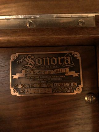 Antique Sonora Phonograph C.  1915 9
