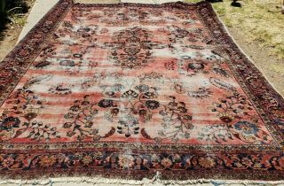 Gorgeous Vintage Wool 108 X 132 Inches Hand Knotted Persian Oriental Rug