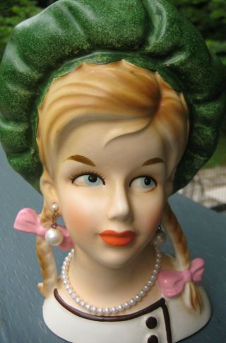 GORGEOUS VERY RARE VHTF TEEN HEAD VASE BY LEGO W.  GREEN BERET & BRAIDS HEADVASE 8