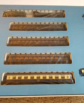 VINTAGE BACHMANN HO SCALE ORIENT EXPRESS TRAIN SET 40 - 0185 IN PACKAGE 4