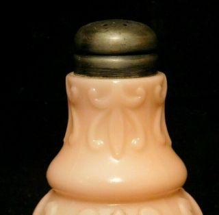 Antique Vintage Light Pink Milk Glass Shaker fleur - de - lis Raised Design Orig Top 2