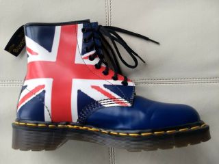 DOC DR.  MARTENS BULLDOG UNION JACK FLAG BOOTS RARE VINTAGE MADE IN ENGLAND 6UK 6