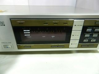 Pioneer P - D70 Stereo Compact Disc Player CD Silver Digital Audio 1984 Vintage 12