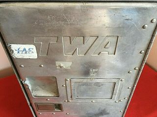 Rare 50 Year Old - TWA Boeing 727 Airliner Food - Warmer Box in Good Shape. 2
