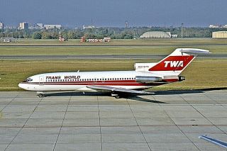 Rare 50 Year Old - TWA Boeing 727 Airliner Food - Warmer Box in Good Shape. 6