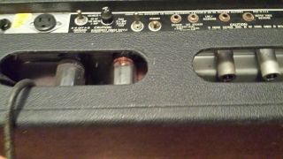 Vintage power amplifier tube guitar fender Bassman 70 6