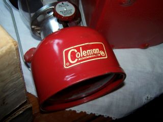 Vintage Red Coleman 1968 200A Lantern,  Metal Case / Accessories & box 8
