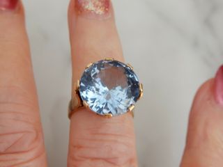 A Fabulous Art Deco 14 Ct Gold 8.  00 Carat Blue Gemstone Ring