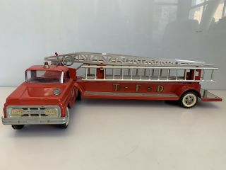 Vintage 50s/60s Tonka No.  5 Aerial Ladder T.  F.  D Fire Engine Truck Pressed Steel 4