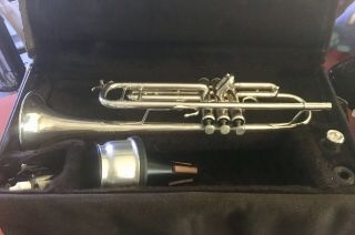 Bach Stradivarius 37 Vintage Silver Trumpet W Case,  5b Mouthpiece