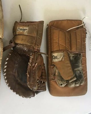 VINTAGE COOPER LEATHER Horsehide HOCKEY GOALIE Leg PADS & Gloves blocker 5