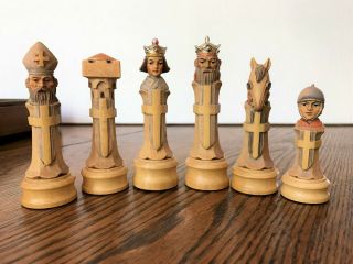Complete Vintage Anri Hand Carved/painted Wood Chess Piece Set & Wood Case Rare