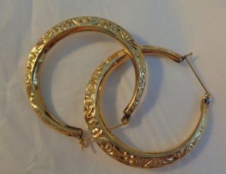 14kt Vintage Large Hoop Earrings W,  Floral Design Both Sides 1.  5 "