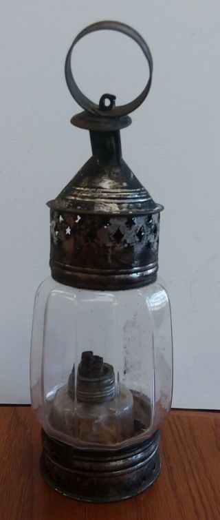 10 In.  Antique Skaters Lantern With Double Wick And Faceted Globe