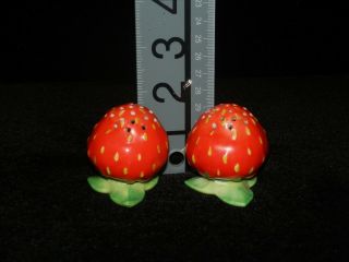 Vintage Strawberry Salt and Pepper Shakers 3