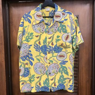 Vintage 1940’s “surf N Sand” Shaheen’s Breadfruit Rayon Hawaiian Shirt - Ml