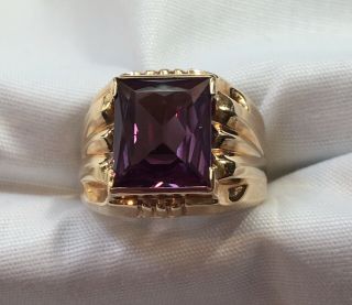 Men ' s VTG 10K YG Synthetic Color Change Sapphire Ring Approx 5.  0 CT 7.  5g Sz 8.  25 2