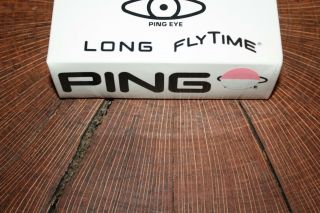 VINTAGE BOX OF PINK AND WHITE PING GOLF BALLS 3