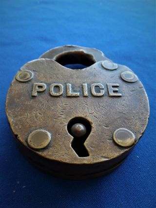 antique POLICE jail prison marshals paddy wagon handcuffs lock padlock w key 3