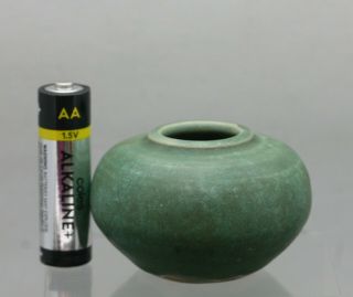 Antique Chinese Monochrome Apple Green Glaze Porcelain Brush Washer 3