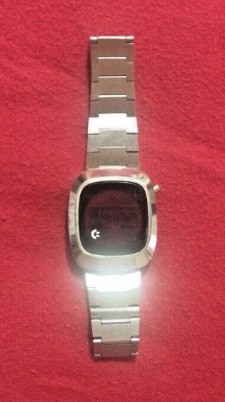 COMMODORE AUTHENTIC VINTAGE 1970s RED DISPLAY LED WATCH 4