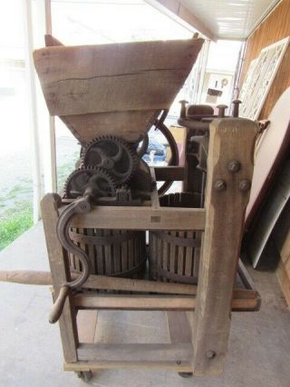 Antique buckeye Cider Press Cast Iron & Oak Wood Great 3