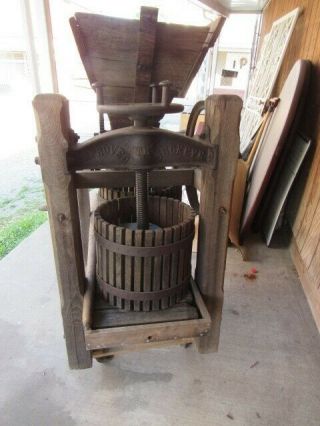 Antique buckeye Cider Press Cast Iron & Oak Wood Great 4