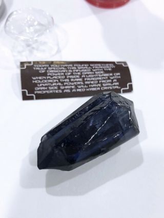 Disneyland Star Wars Galaxy ' s Edge Black Obsidian Kyber Crystal Ultra Rare 6