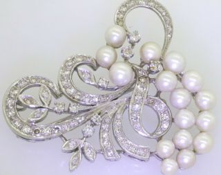 Vintage 1950s heavy 14K WG 1.  20CT VS diamond/4 - 5.  7mm pearl cluster floral brooch 2