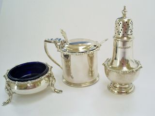 Fine Vintage Hm Silver 3 - Piece Cruet Set/mustard Pot Salt & Pepperette/jd&s 1946