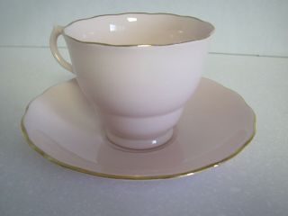 Vogue Tea Cup & Saucer Pink with Gold Trim Bone China made in England 3