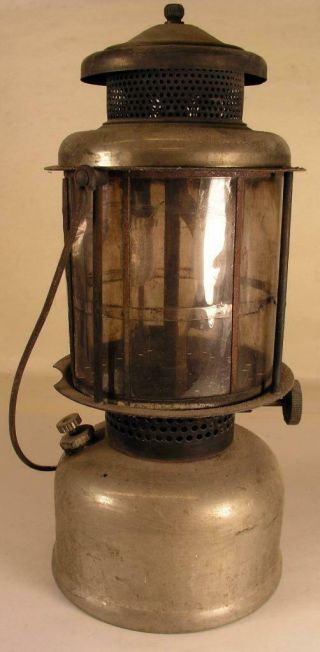 Vintage Coleman?The Famous Match Lighting Gasoline Lantern Camping Lamp 4