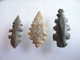 3 Ancient Neolithic Flint Arrowheads,  Stone Age,  Very Rare Top