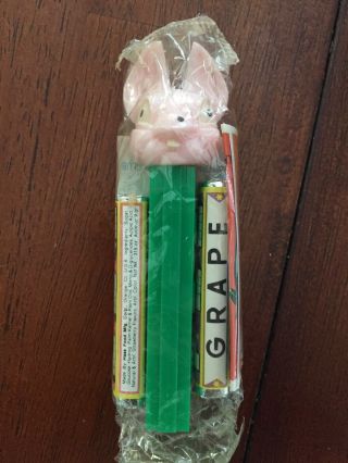 Vintage 70’s Green PEZ Dispenser Fat Ear Bunny Rabbit,  No Feet Austria 6
