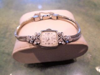 Vintage Croton Nivada Sa Grenchen 14k Solid Gold Cocktail Watch Diamonds