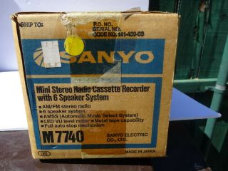 Vintage Sanyo M7740 MIni Boombox AM/FM Cassette Recorder Japan OLD STOCK 2