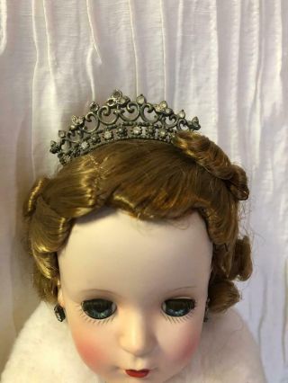 Madame Alexander Vintage Queen Doll 11