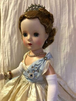 Madame Alexander Vintage Queen Doll 2