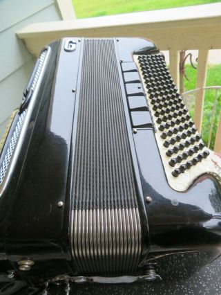 Vintage GIULIETTI model MF.  115 Handcrafted PRO PLAYER Accordion w/Case 6