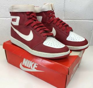 Vintage 1980’s Nike Dynasty High Top Shoes.  Red/white.  4372.  Sz 10.  5 Men’s.  Nwb.