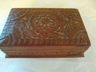 Vintage Wood Box / Hinged Lid / Hand Carved / 8 - 1/2 " X 5 - 1/2 " X 2 1/2 "